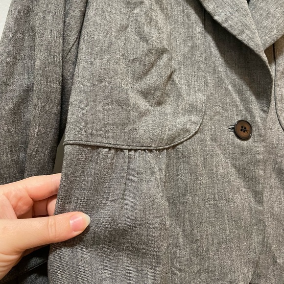 Club Monaco Grey Tailored Suit Set - Picture 5 of 16